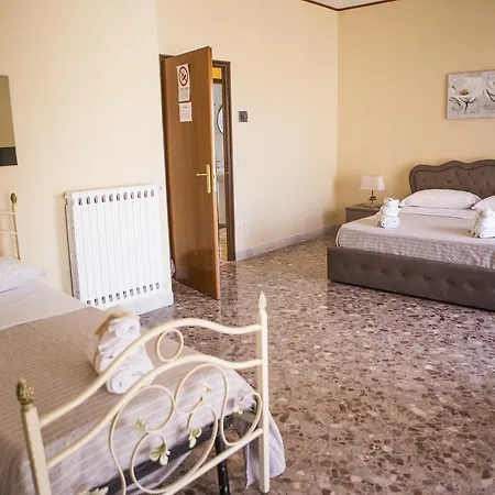 Oda ve Kahvaltı Le Perle 3*